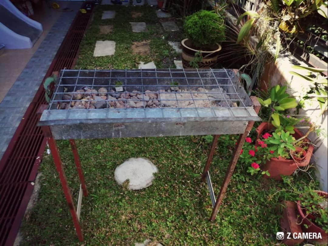 Kelly Homestay Sibu Exterior foto